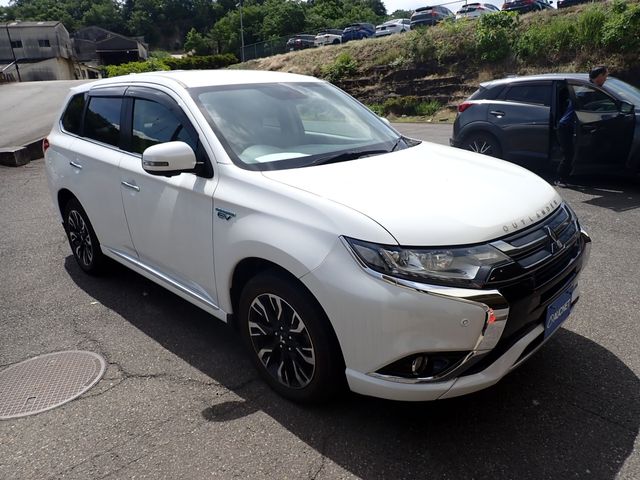 OUTLANDER PHEV