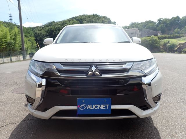 OUTLANDER PHEV