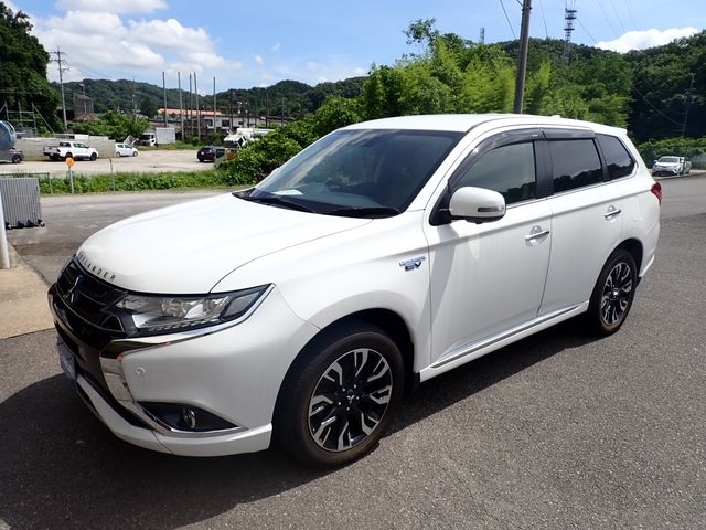 OUTLANDER PHEV