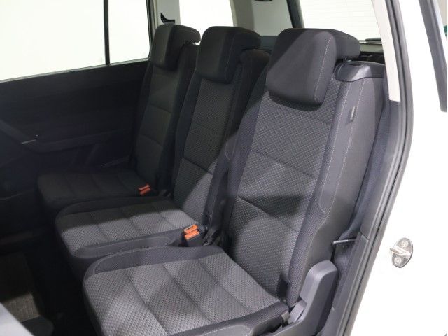 VOLKSWAGEN GOLF TOURAN
