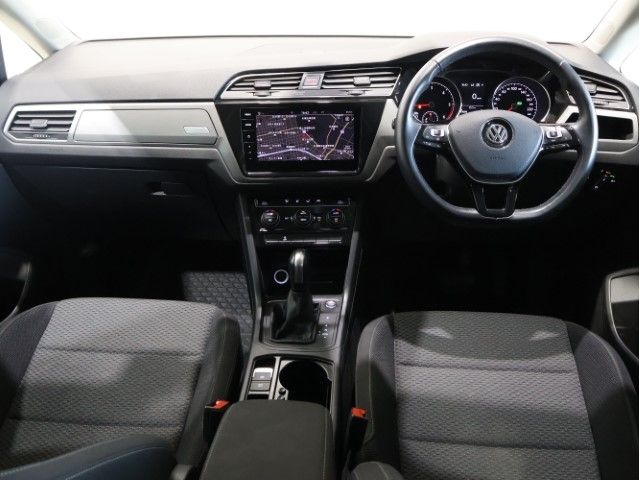 VOLKSWAGEN GOLF TOURAN