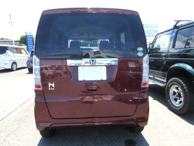N BOX