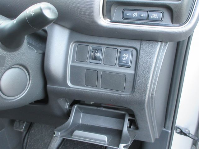 SERENA  S-HYBRID 4WD