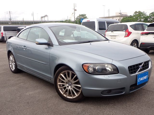 VOLVO C70