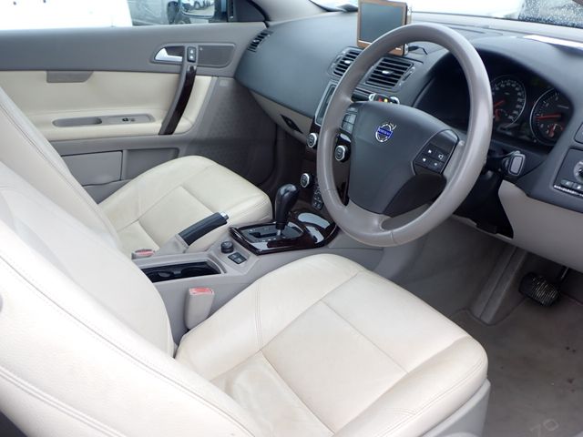 VOLVO C70