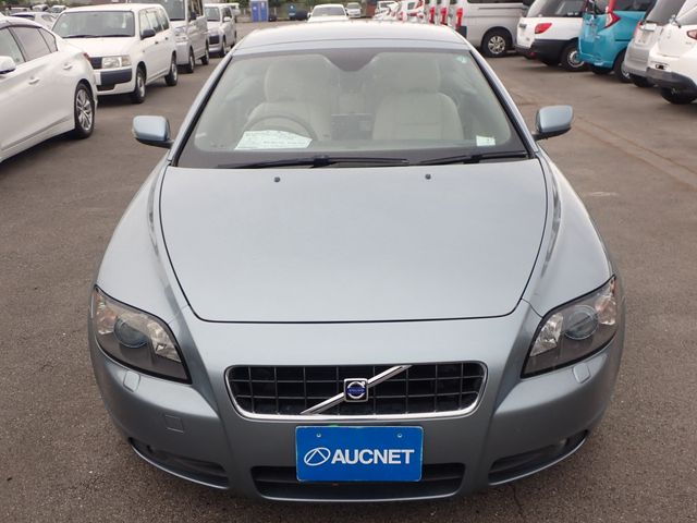 VOLVO C70