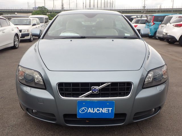 VOLVO C70