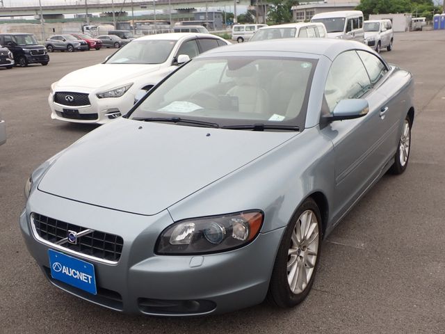 VOLVO C70