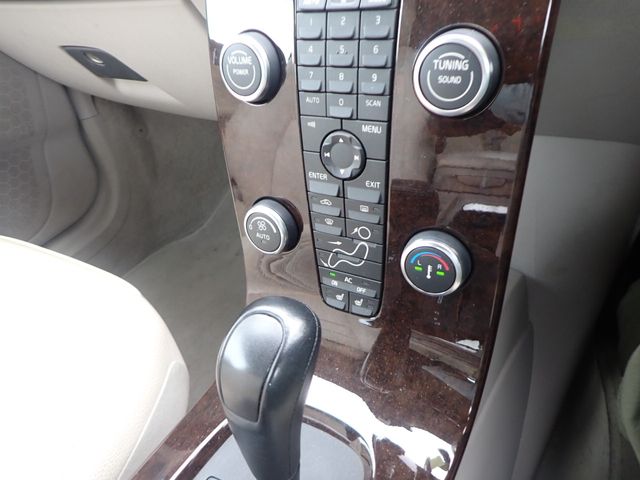 VOLVO C70