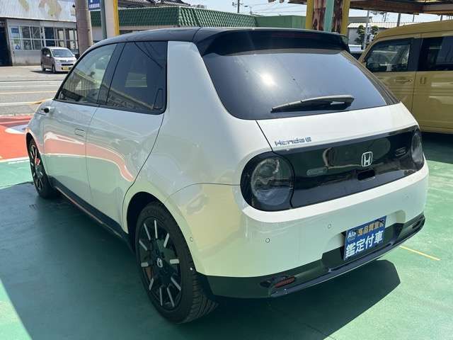 Honda e