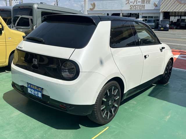 Honda e