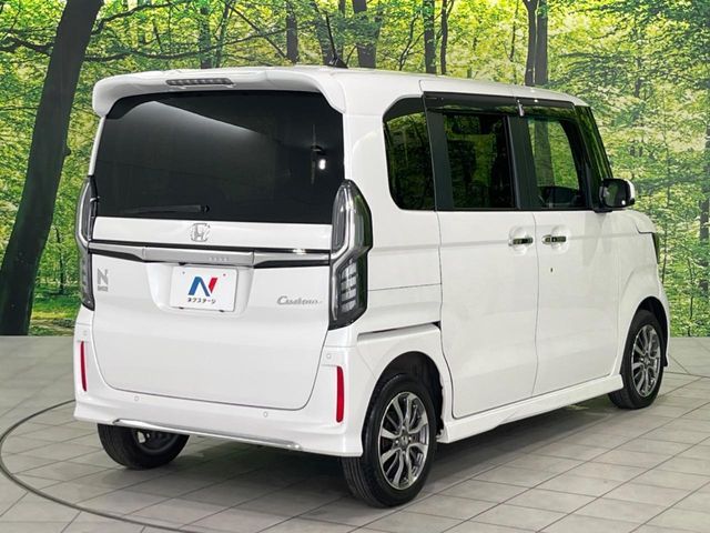 N BOX CUSTOM 4WD