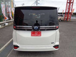 VOXY HYBRID