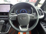 VOXY HYBRID