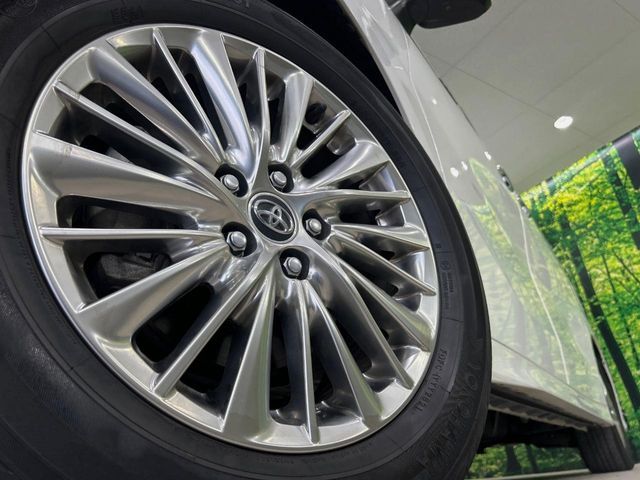 ALPHARD hybrid 4WD