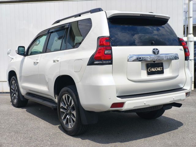 LANDCRUISER PRADO