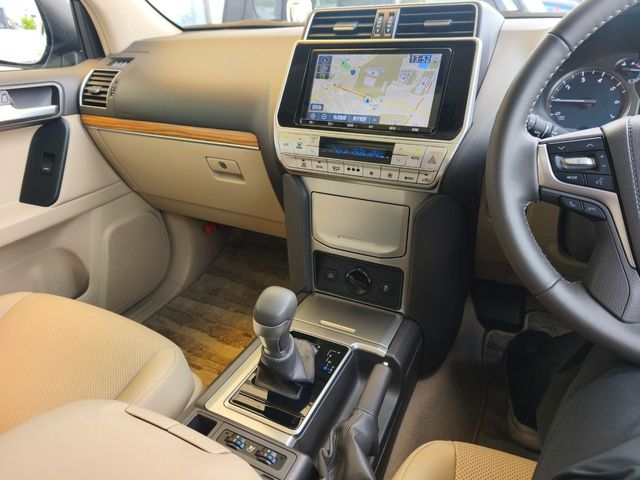 LANDCRUISER PRADO