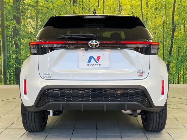 YARIS CROSS HYBRID
