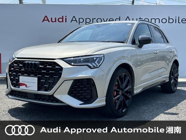 AUDI RS Q3