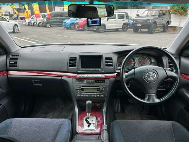 MARK2 sedan