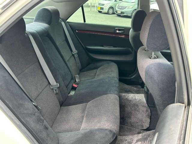 MARK2 sedan