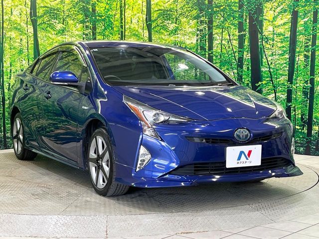 PRIUS 4WD