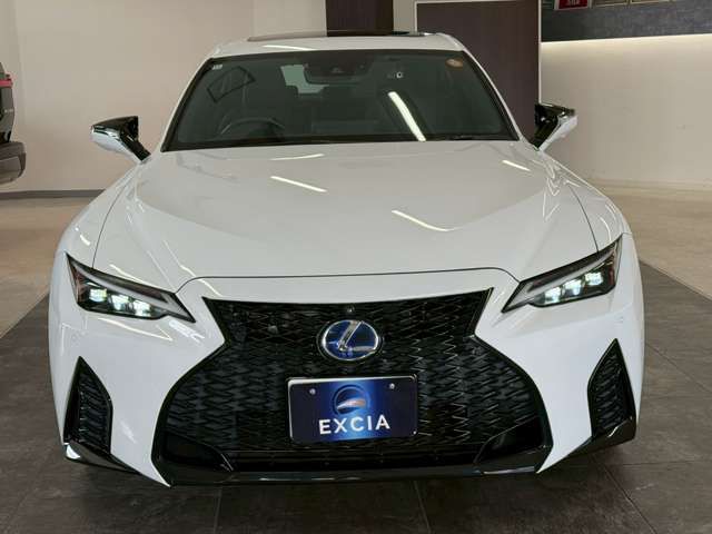 LEXUS IS300h