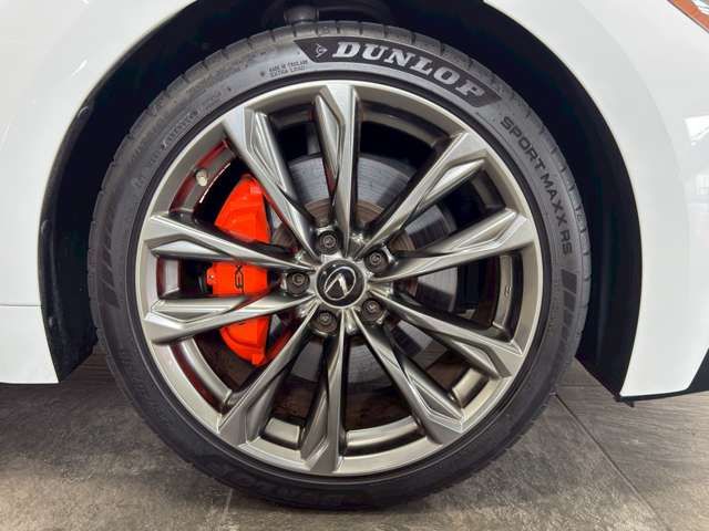 LEXUS IS300h