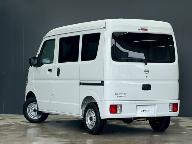 CLIPPER van