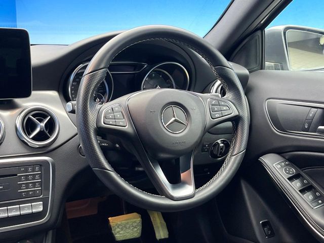 MERCEDES BENZ GLA class