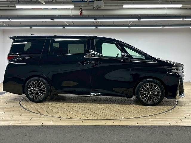 VELLFIRE  HYBRID
