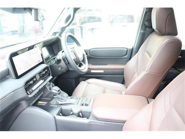 LANDCRUISER 250