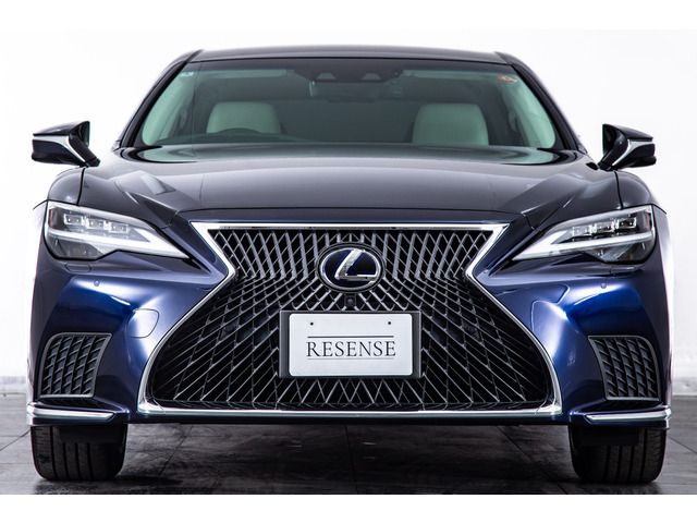 LEXUS LS500h 4WD