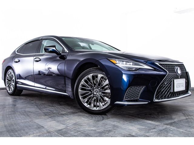 LEXUS LS500h 4WD