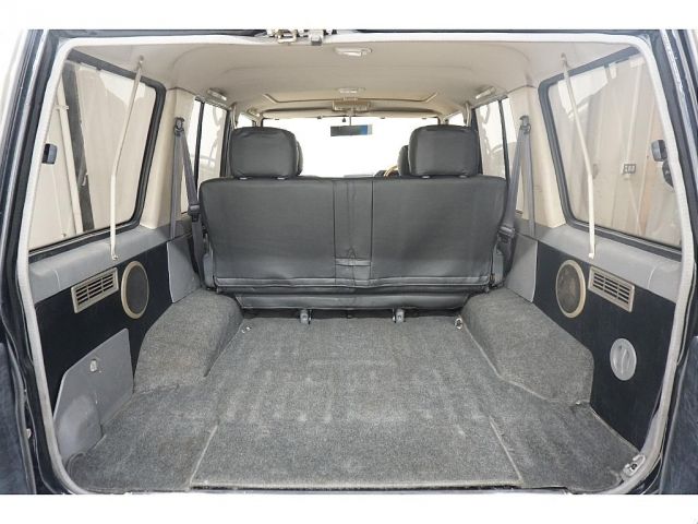 LANDCRUISER van