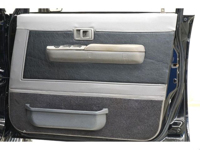 LANDCRUISER van