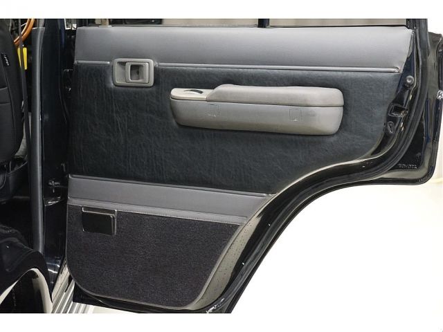 LANDCRUISER van