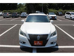 CROWN sedan hybrid