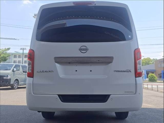 CARAVAN van 2WD
