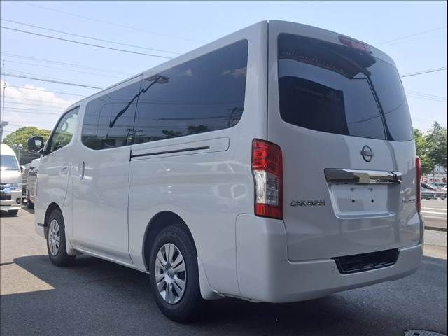 CARAVAN van 2WD
