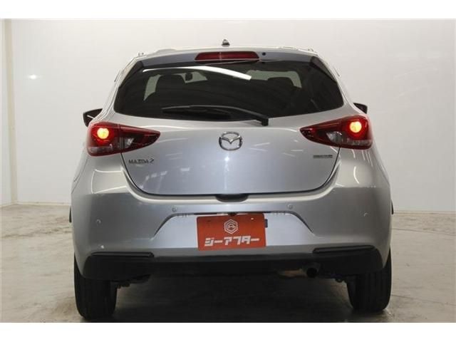 MAZDA2
