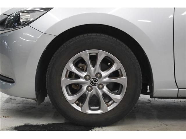 MAZDA2