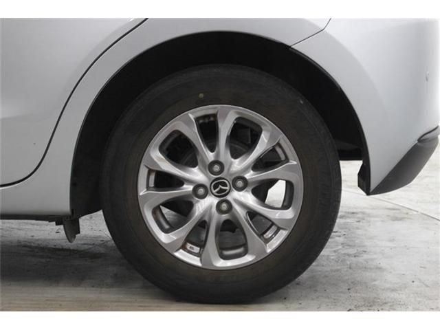 MAZDA2