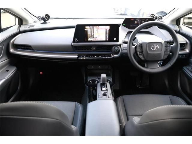 PRIUS 4WD