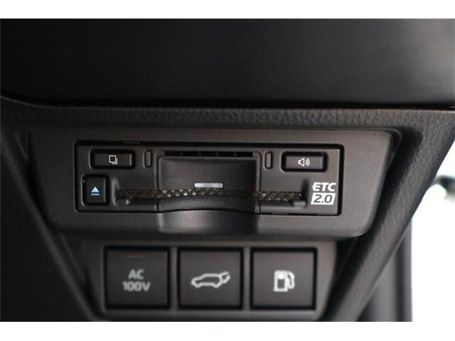 PRIUS 4WD