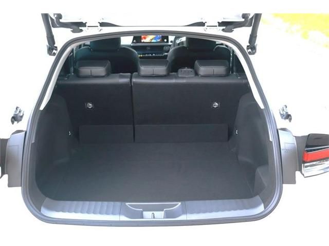 PRIUS 4WD