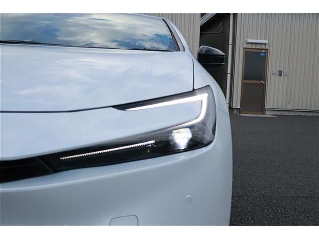 PRIUS 4WD