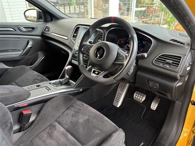 RENAULT MEGANE hatchback