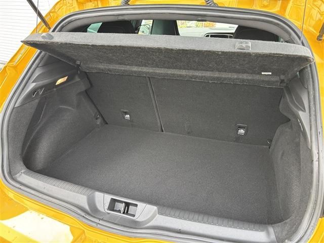 RENAULT MEGANE hatchback