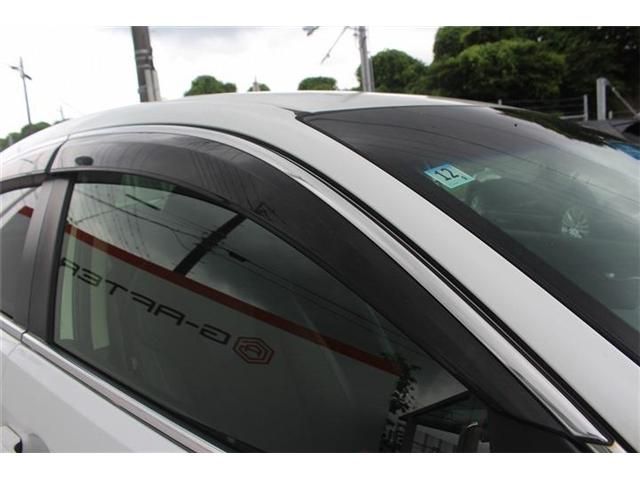INSIGHT sedan